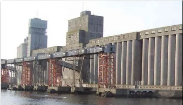 Natalia Sánchez Jáuregui propone que el Estado provincial recupere los elevadores de la ex Junta de Granos en Quequén