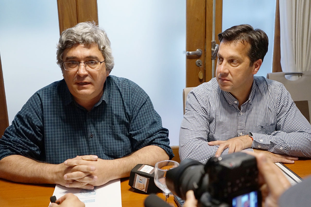 Necochea: El Intendente y el ministro de Desarrollo Agrario bonaerense coincidieron en terminar la obra del Camino rural de la Media Agua