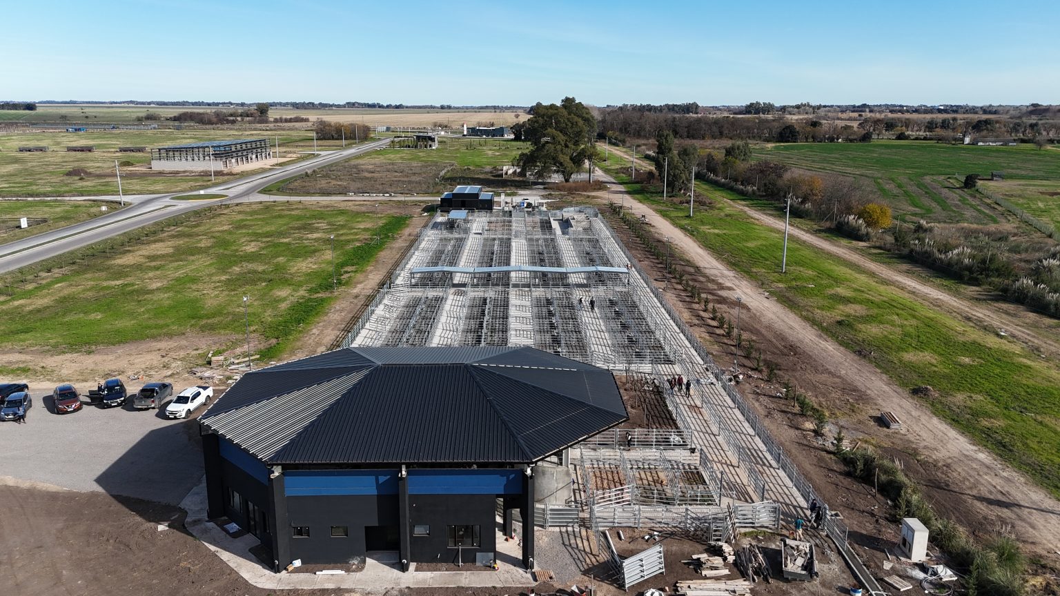 Se inaugura el nuevo centro de remates de Angus