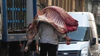Aumentan los robos a camiones de carne en Buenos Aires: alarma en el sector cárnico