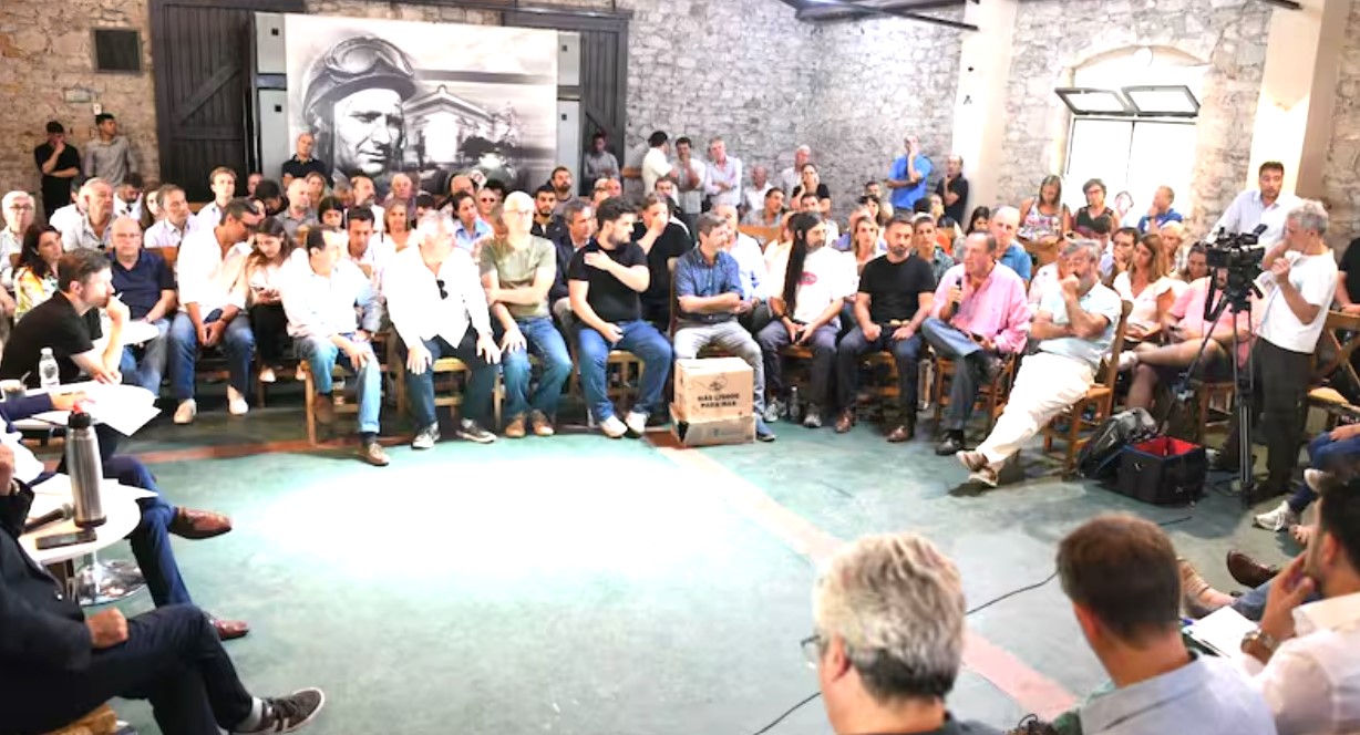Reunión: piden que Kicillof interceda por los organismos del agro que están bajo la lupa de Milei