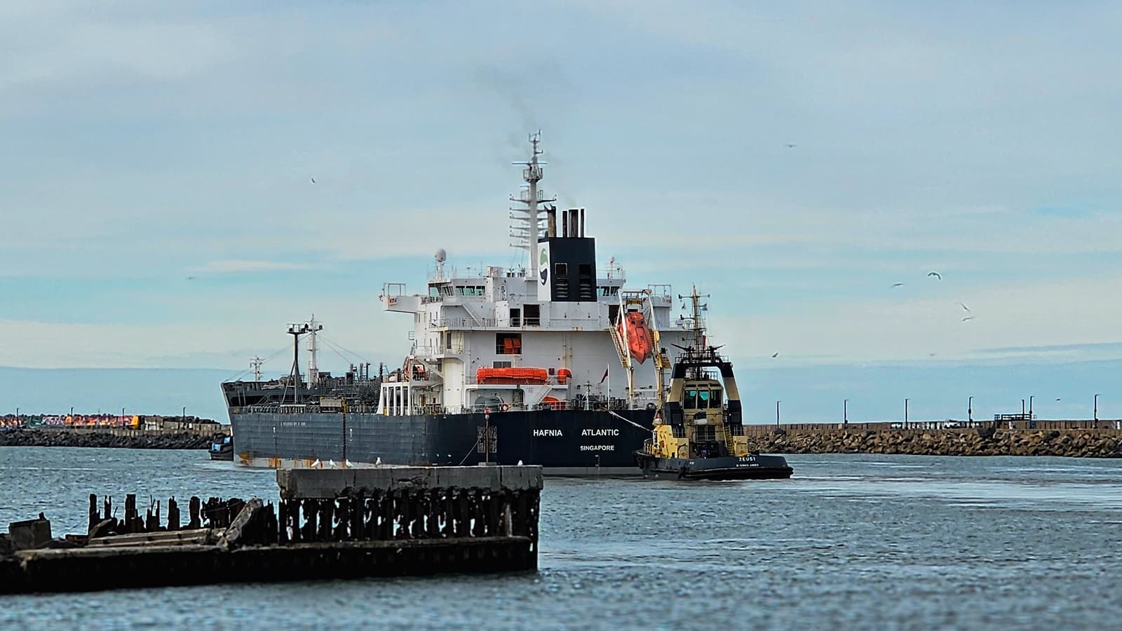 Puerto Quequén cierra mayo con 9 movimientos en un día