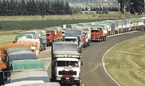 PARO DE TRANSPORTISTAS DE CEREALES GENERA COMPLICACIONES EN LOS PUERTOS Y AFECTA LA EXPORTACIÓN