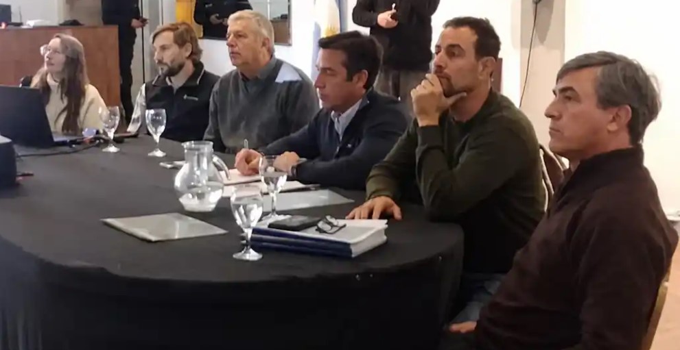 El agua expone viejos problemas y obliga a buscar acuerdos