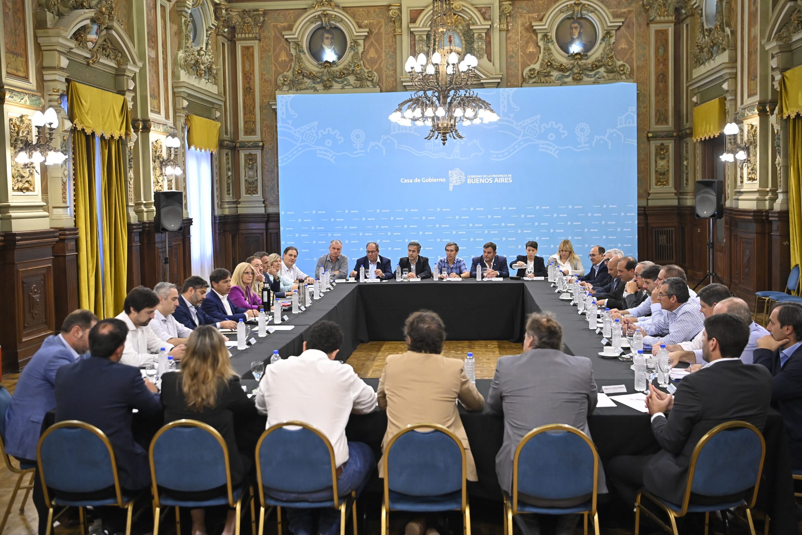 Kicillof presentó un plan de $2,3 billones para prevenir los efectos de un posible “Súper Niño” en la Provincia